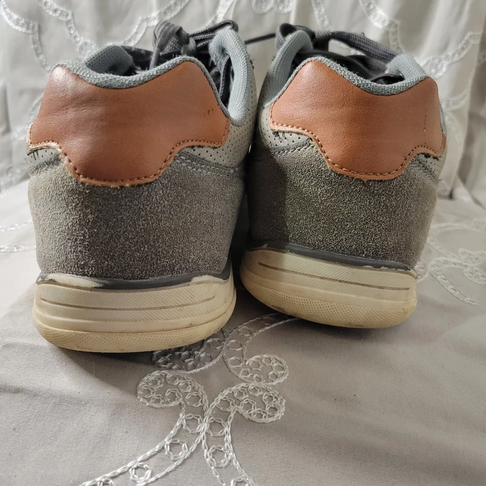 {3/$20} Arrigo Bello Ax Boxing Sneakers